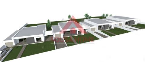 Moradia V4 R/C - 2 Suites - Grande Jardim - Pousos