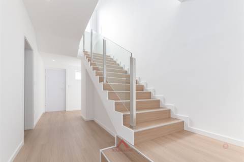 Refúgio de Modernidade e Conforto