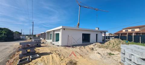 Moradia T3 Rés-do-Chão