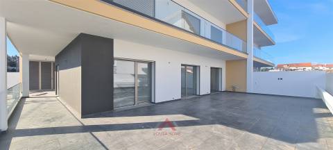 T3 c/ Terraço + Jardim Privado