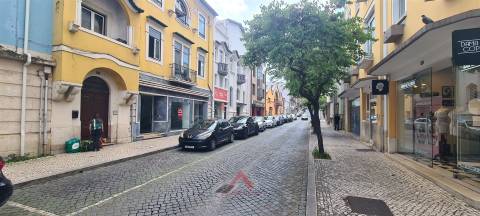 LOJA ÓPTIMA LOCALIZAÇÃO / COMÉRCIO / SERVIÇOS