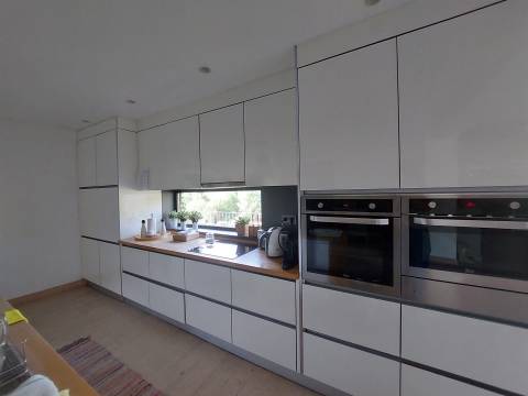 Moradia T2 Venda em Vila Franca da Serra,Gouveia