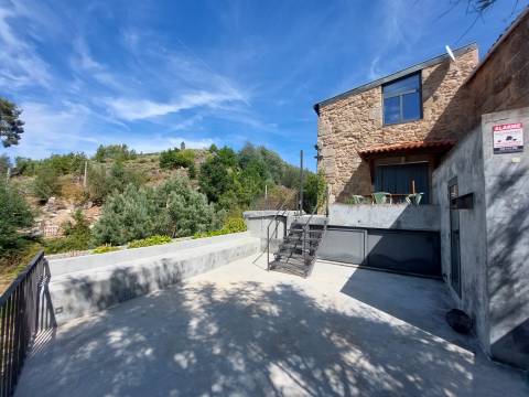 Moradia T2 Venda em Vila Franca da Serra,Gouveia