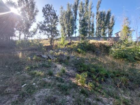 Quinta  Venda em Figueiró da Serra e Freixo da Serra,Gouveia