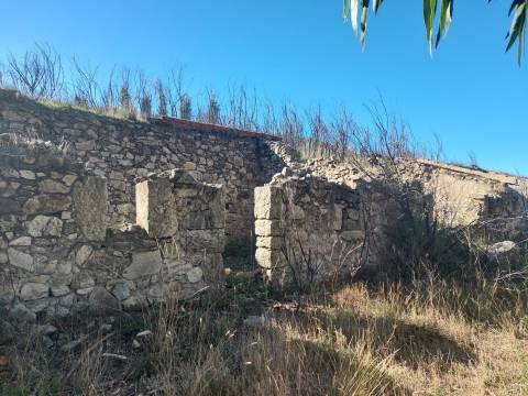 Quinta  Venda em Figueiró da Serra e Freixo da Serra,Gouveia
