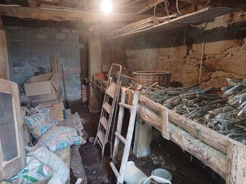 Moradia Isolada T3 Venda em Juncais, Vila Ruiva e Vila Soeiro do Chão,Fornos de Algodres