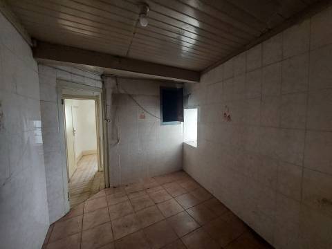 Moradia Geminada T3 Venda em Sabugueiro,Seia