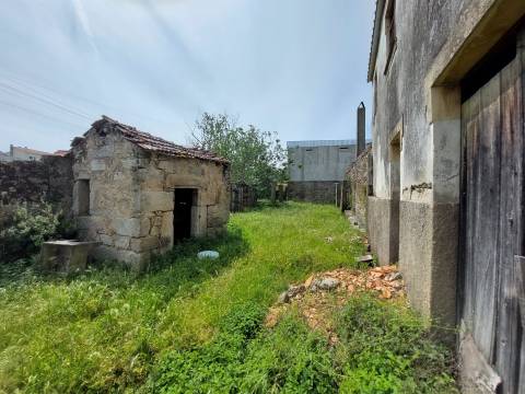 Moradia para Restaurar T3 Venda em Paranhos,Seia