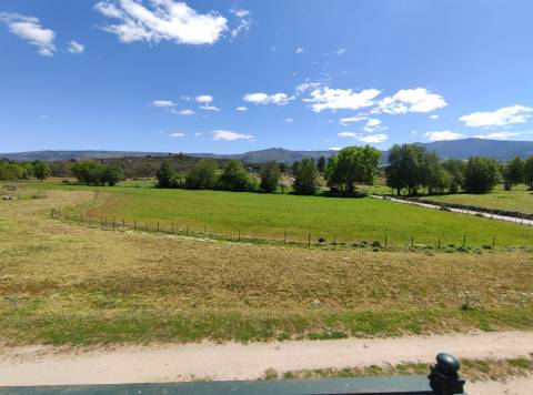 Moradia Isolada T4 Venda em Vila Cortês da Serra,Gouveia