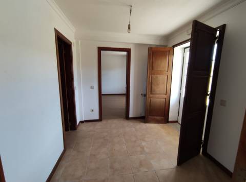 Moradia Isolada T4 Venda em Vila Cortês da Serra,Gouveia