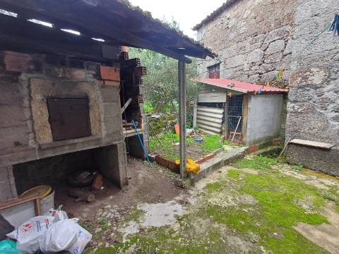 Moradia T3 Venda em Figueiró da Serra e Freixo da Serra,Gouveia