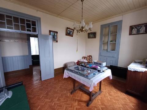 Moradia T3 Venda em Figueiró da Serra e Freixo da Serra,Gouveia