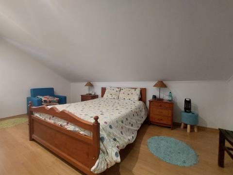 Moradia Isolada T5 Venda em Seia, São Romão e Lapa dos Dinheiros,Seia