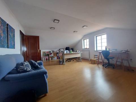 Moradia Isolada T5 Venda em Seia, São Romão e Lapa dos Dinheiros,Seia