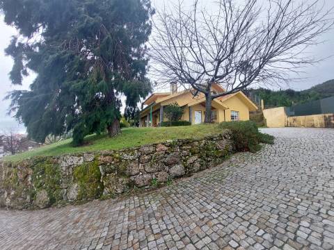 Moradia Isolada T5 Venda em Seia, São Romão e Lapa dos Dinheiros,Seia