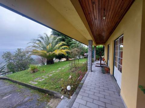 Moradia Isolada T5 Venda em Seia, São Romão e Lapa dos Dinheiros,Seia