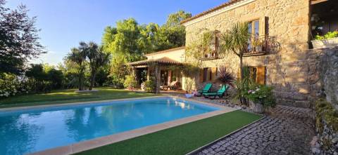 Moradia T4 Venda em Gouveia,Gouveia