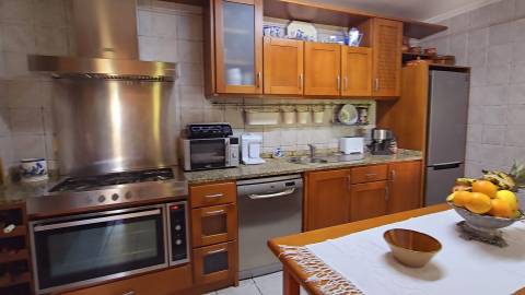 Moradia T4 Venda em Gouveia,Gouveia