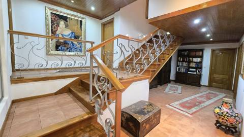 Moradia T4 Venda em Gouveia,Gouveia