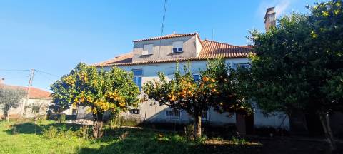 Moradia T9 Venda em Santa Marinha e São Martinho,Seia