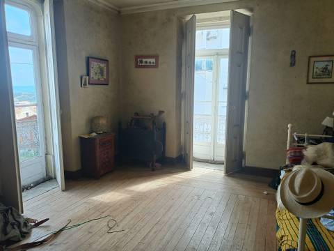 Moradia T9 Venda em Santa Marinha e São Martinho,Seia