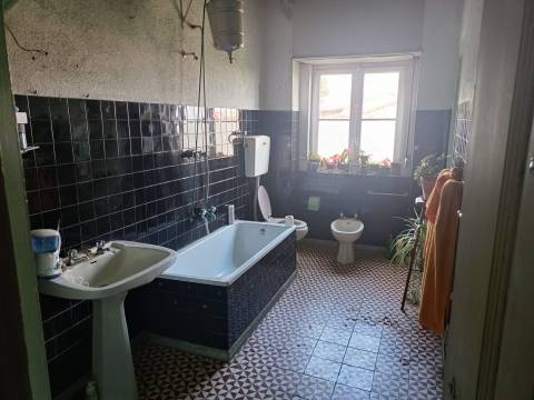 Moradia T9 Venda em Santa Marinha e São Martinho,Seia