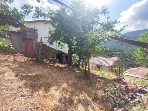 Moradia Geminada T2 Venda em Vide e Cabeça,Seia