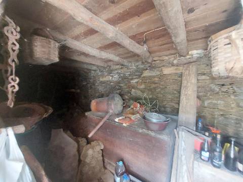 Moradia Geminada T2 Venda em Vide e Cabeça,Seia