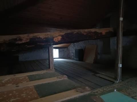 Moradia Geminada T4 Venda em Gouveia,Gouveia