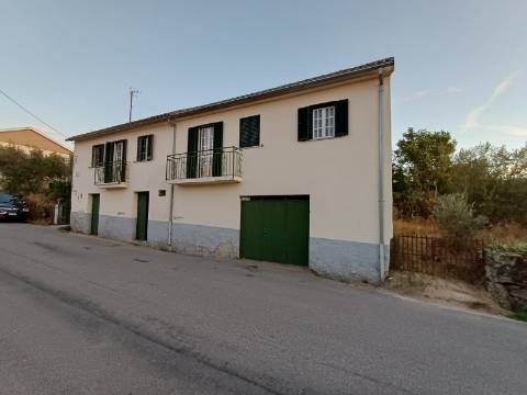 Moradia Isolada T3 Venda em Figueiró da Serra e Freixo da Serra,Gouveia