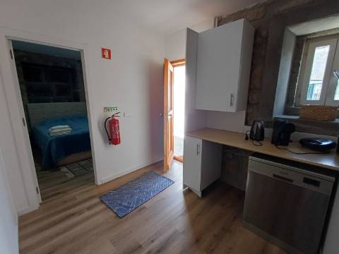 Moradia T4 Venda em Celorico (São Pedro e Santa Maria) e Vila Boa do Mondego,Celorico da Beira