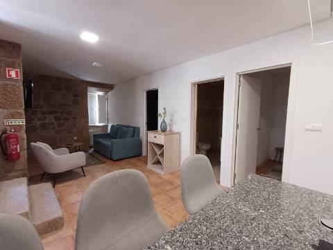 Moradia T4 Venda em Celorico (São Pedro e Santa Maria) e Vila Boa do Mondego,Celorico da Beira