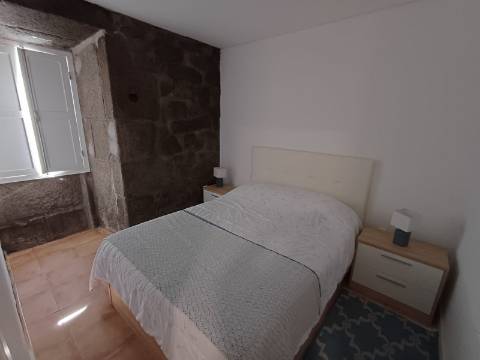 Moradia T4 Venda em Celorico (São Pedro e Santa Maria) e Vila Boa do Mondego,Celorico da Beira