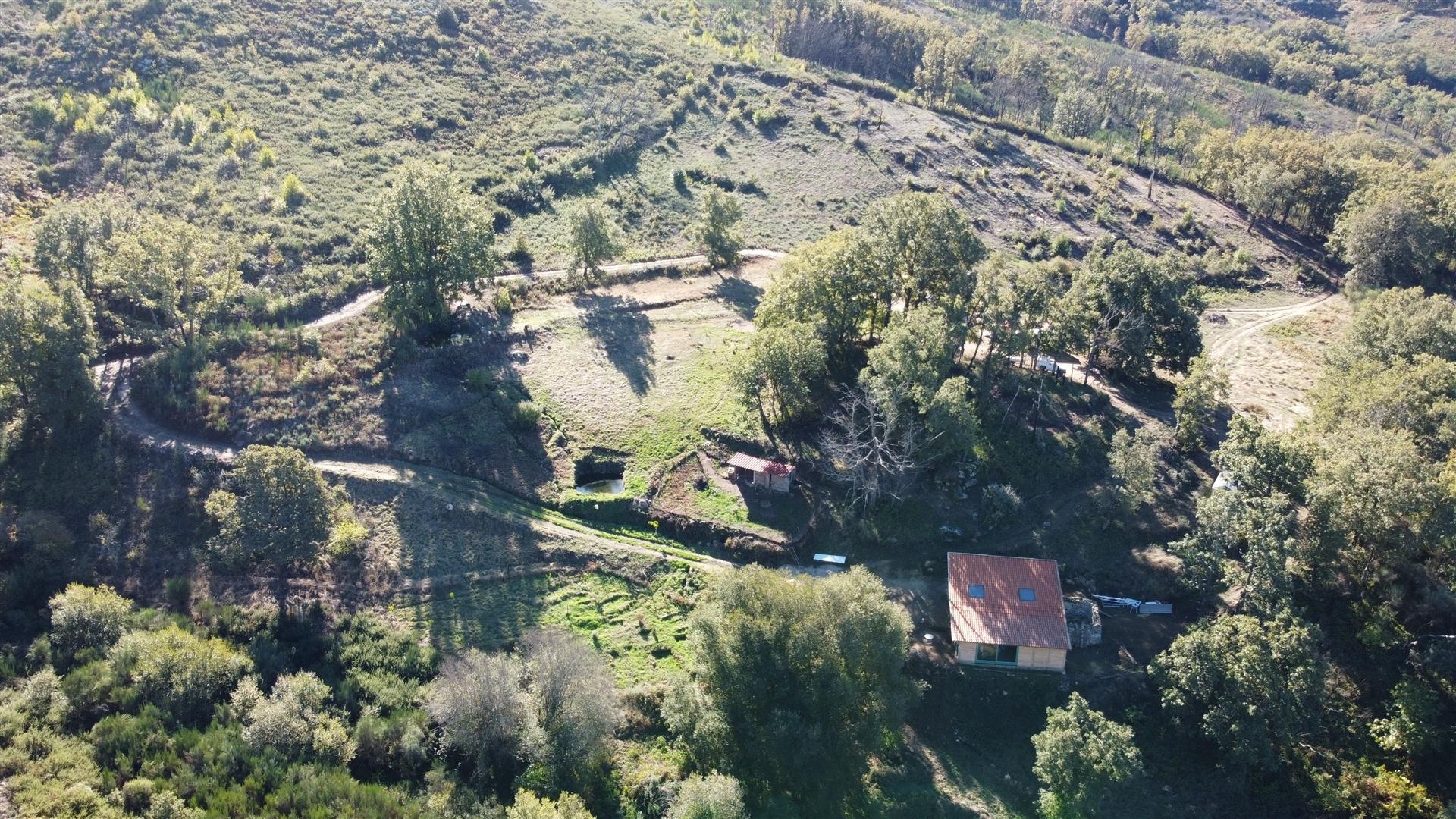 Quinta T2 Venda em Linhares,Celorico da Beira