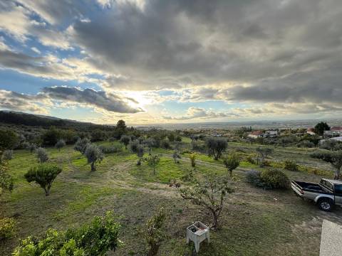 Quinta T3 Venda em Santa Marinha e São Martinho,Seia