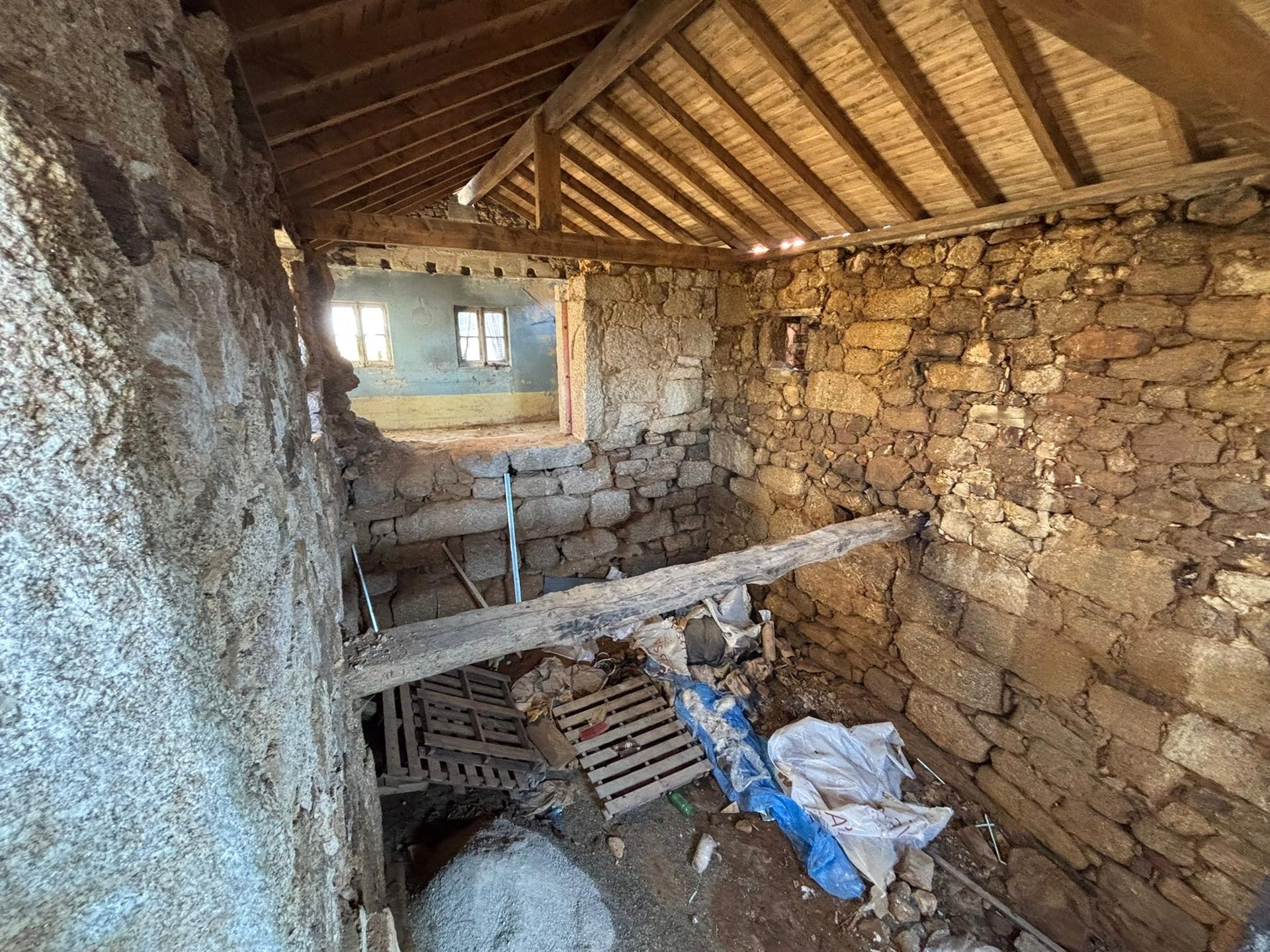 Moradia para Restaurar T0 Venda em Sameice e Santa Eulália,Seia