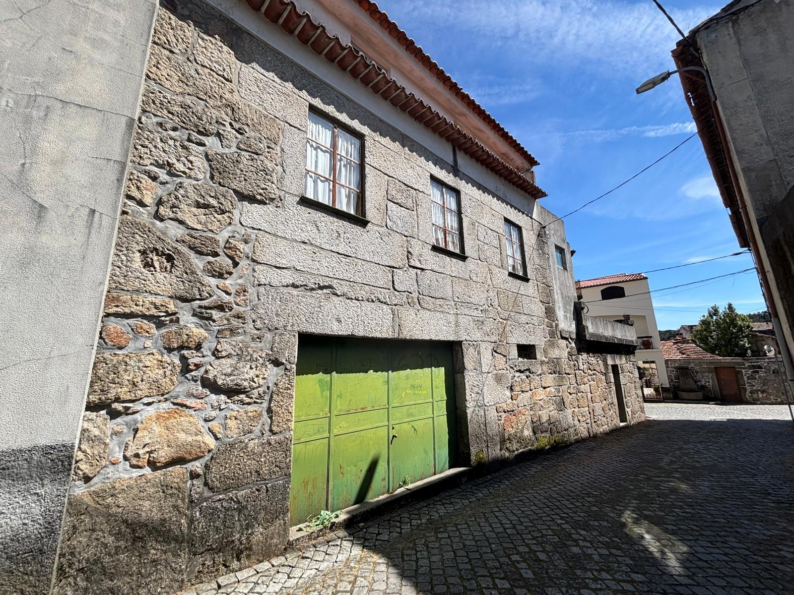 Moradia para Restaurar T2 Venda em Vila Nova de Tazem,Gouveia