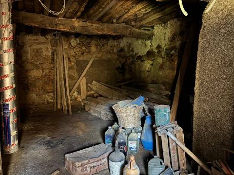 Moradia para Restaurar T2 Venda em Vila Nova de Tazem,Gouveia