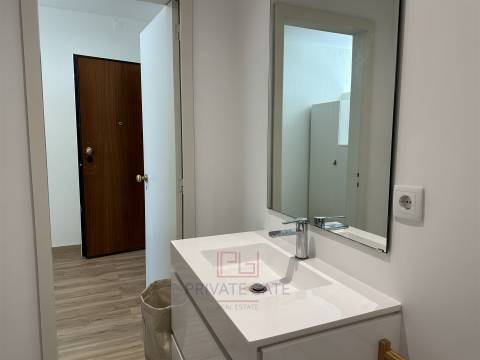 Apartamento T0 Venda em Matosinhos e Leça da Palmeira,Matosinhos