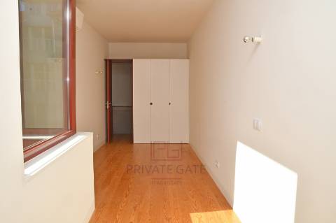Apartamento T2 DUPLEX Venda em Cedofeita, Santo Ildefonso, Sé, Miragaia, São Nicolau e Vitória,Porto