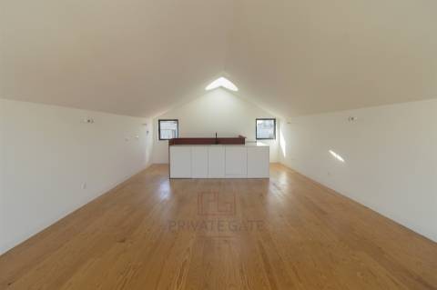 Apartamento T1+1 DUPLEX Venda em Cedofeita, Santo Ildefonso, Sé, Miragaia, São Nicolau e Vitória,Porto