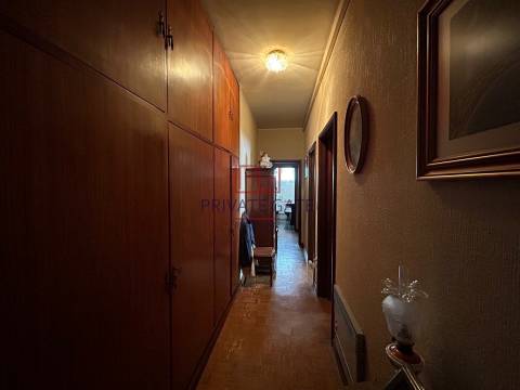 Apartamento T4+1 Venda em Ramalde,Porto