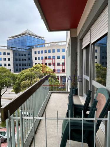 Apartamento T4+1 Venda em Ramalde,Porto