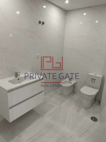 Apartamento T2 Arrendamento em Custóias, Leça do Balio e Guifões,Matosinhos