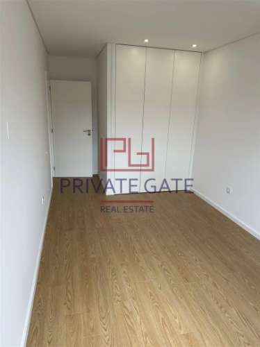 Apartamento T2 Arrendamento em Custóias, Leça do Balio e Guifões,Matosinhos