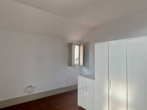 Moradia T1 DUPLEX Arrendamento em Aldoar, Foz do Douro e Nevogilde,Porto