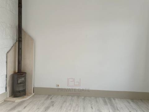 Moradia T1 DUPLEX Arrendamento em Aldoar, Foz do Douro e Nevogilde,Porto