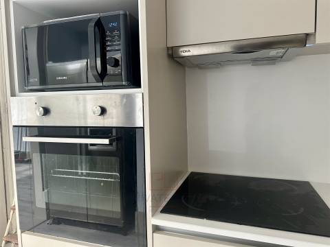 Moradia T1 DUPLEX Arrendamento em Aldoar, Foz do Douro e Nevogilde,Porto