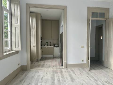 Moradia T1 DUPLEX Arrendamento em Aldoar, Foz do Douro e Nevogilde,Porto