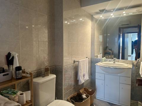 Apartamento T2 Arrendamento em Ramalde,Porto